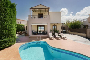 Villa Los Pacos - Spacious 3-bed villa near Rethymno with spectacular sea view